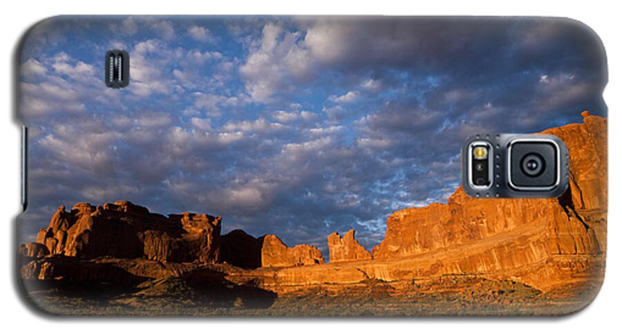 Arches National Park Galaxy S5 Case featuring the photograph Clearing Storm at sunrise by Dan Norris
