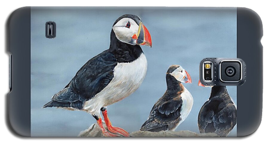 Puffin Galaxy S5 Case featuring the painting Clowns of the Sea. by John Neeve