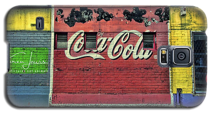 Coca-cola Galaxy S5 Case featuring the photograph Coca-Cola Building by Karen Lewis
