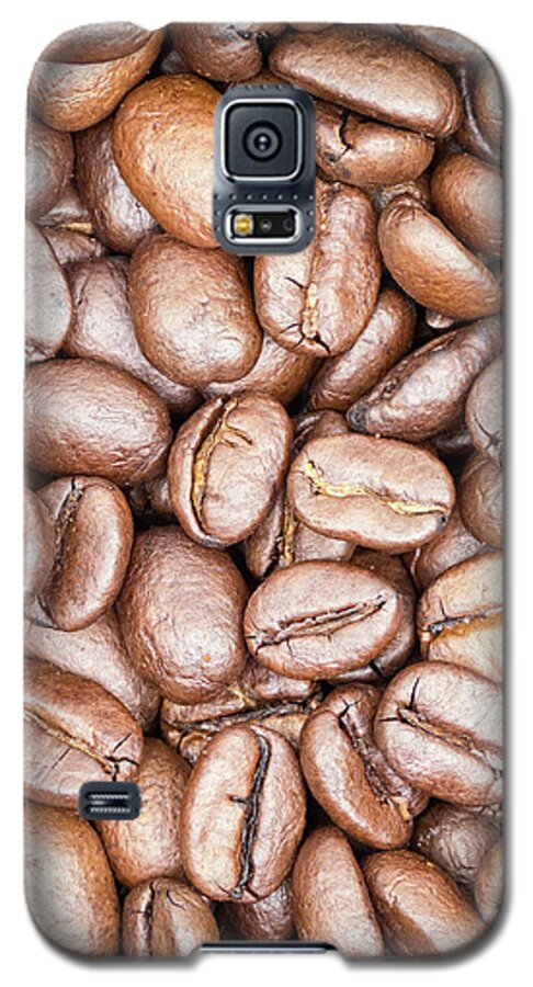 Coffee Beans Galaxy S5 Case featuring the photograph Coffee Beans by Wim Lanclus