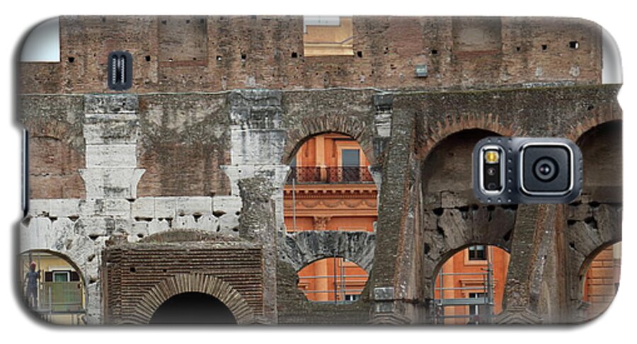 Rome Galaxy S5 Case featuring the photograph Colosseum by Laura Davis