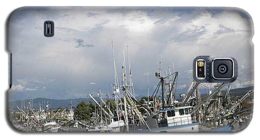 Fishing Boats Galaxy S5 Case featuring the photograph Commerical Fishing Boats by Elvira Butler