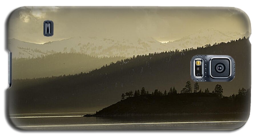 Usa Galaxy S5 Case featuring the photograph Crystal Kayak by Martin Gollery