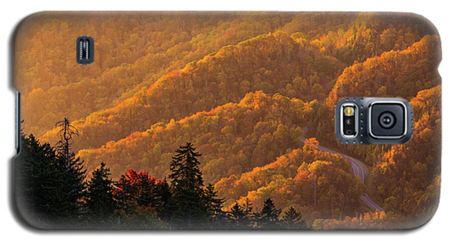 Smokey Mountains Galaxy S5 Case featuring the photograph Smoky Mountain Roads by Doug Sturgess