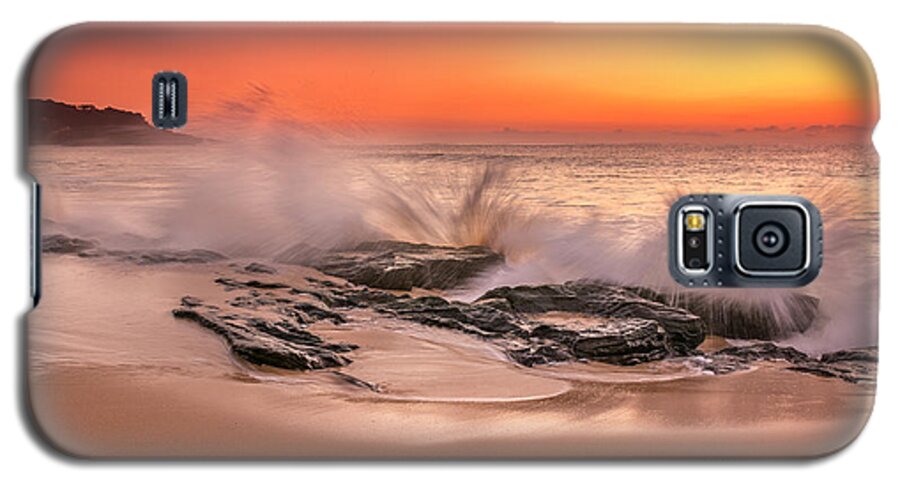 Ocean Galaxy S5 Case featuring the photograph Day Break by Racheal Christian