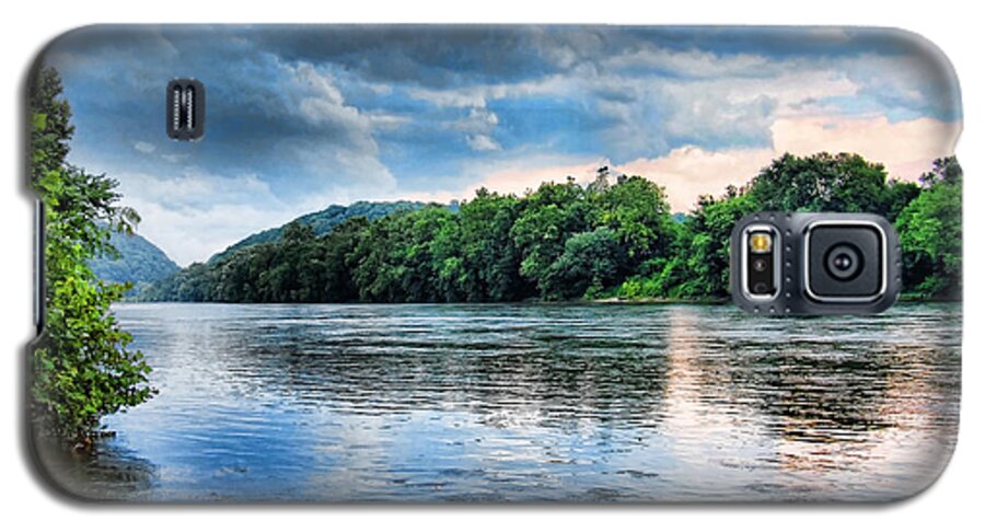 Delaware River Galaxy S5 Case featuring the photograph Delaware River by Michael Dorn