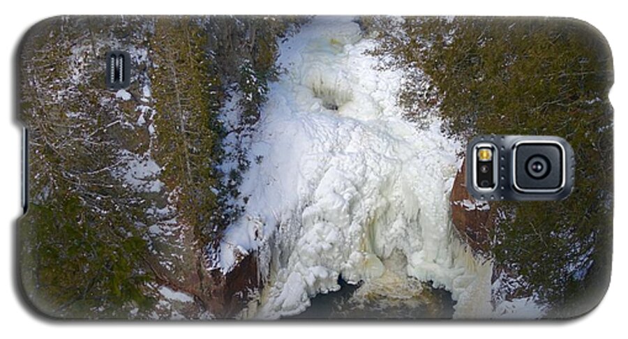 Devil's Kettle Galaxy S5 Case featuring the photograph Devil's Kettle by Sandra Updyke