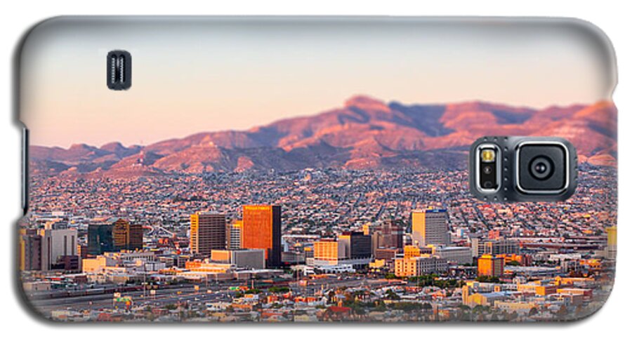 Border Galaxy S5 Case featuring the photograph Downtown El Paso Sunrise by SR Green