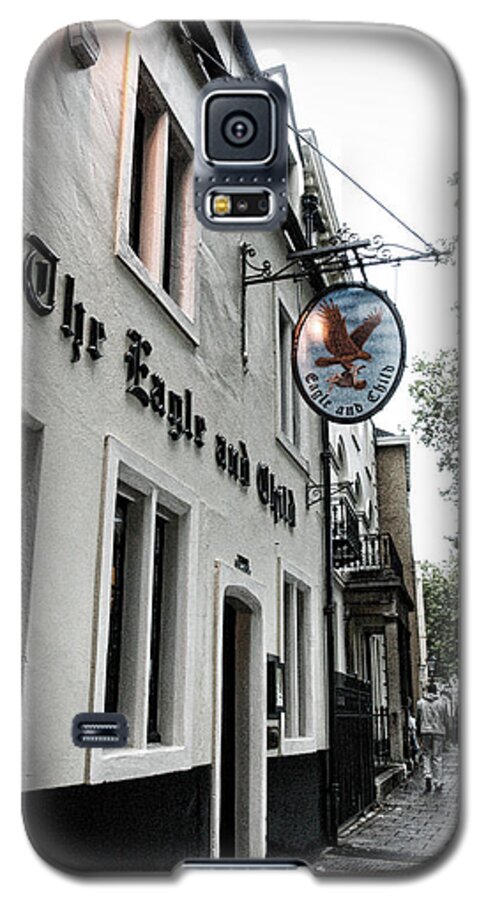 Pub Galaxy S5 Case featuring the photograph Eagle and Child Pub - Oxford by Stephen Stookey