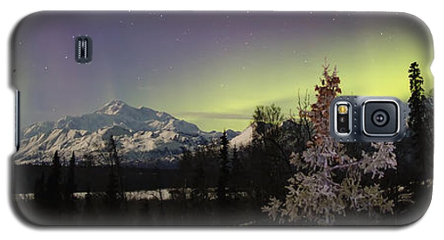 Landscape Galaxy S5 Case featuring the photograph Elevate by Ed Boudreau