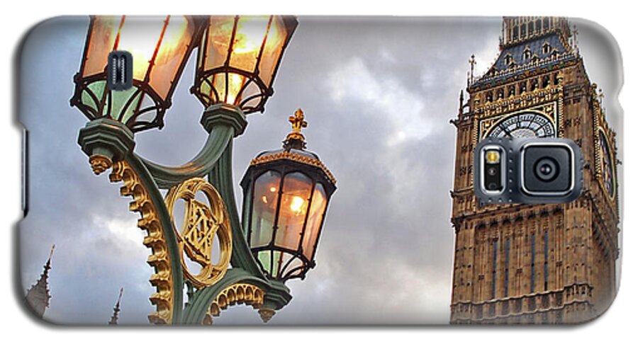 London Galaxy S5 Case featuring the photograph Evening Light at Big Ben by Gill Billington