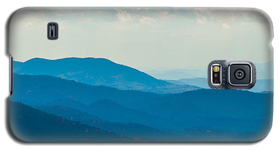 Appalachian Mountains Galaxy S5 Case featuring the photograph Fading Appalachians by Rob Hemphill