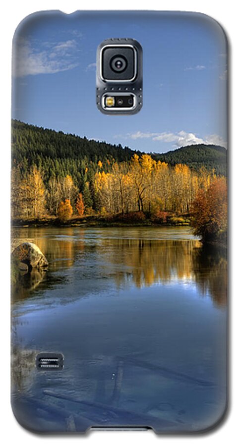 Hdr Galaxy S5 Case featuring the photograph Fall at Blackbird Island by Brad Granger