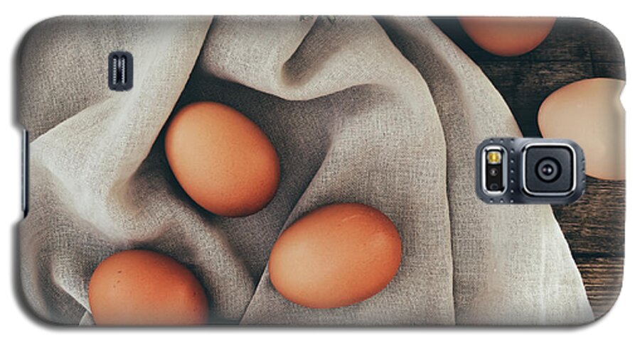 Eggs Galaxy S5 Case featuring the photograph Farm Fresh by Kim Hojnacki
