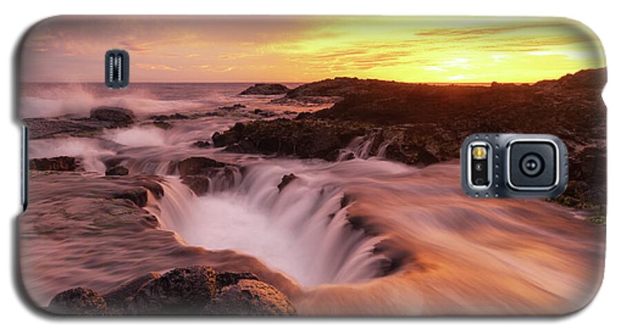 Hawaii Galaxy S5 Case featuring the photograph Fiery Sunset by Christopher Johnson