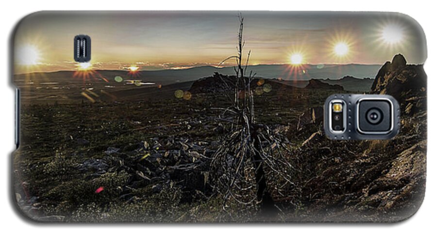Alaska Galaxy S5 Case featuring the photograph Finger Mountain Solstice by Ian Johnson