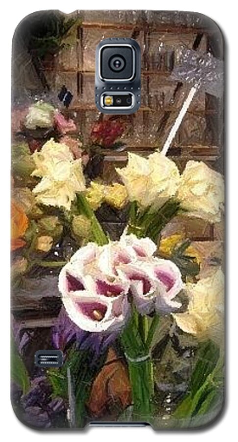 Paris Galaxy S5 Case featuring the photograph Flowers for Patty by Antonella Manganelli