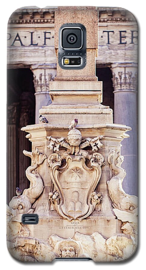 Fontana Del Pantheon Galaxy S5 Case featuring the photograph Fontana del Pantheon - Pantheon Fountain II by Melanie Alexandra Price