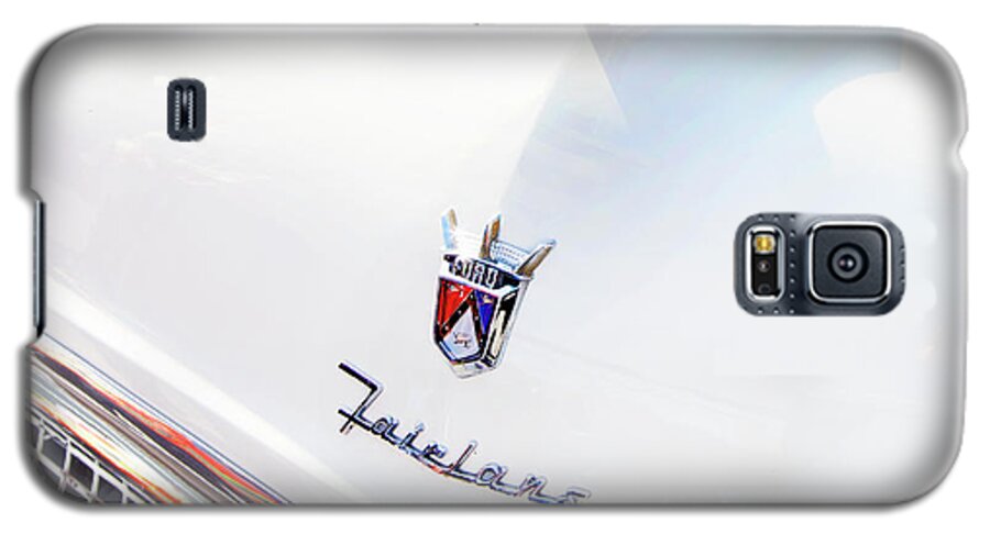 Old Cars Galaxy S5 Case featuring the photograph Ford Fairlane Classic by Theresa Tahara