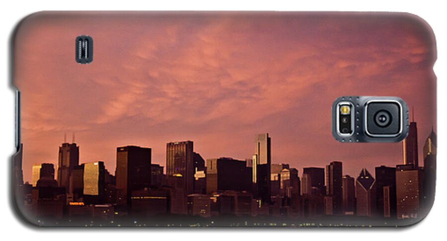 Landscape Galaxy S5 Case featuring the photograph Fort Dearborn by Michael Nowotny