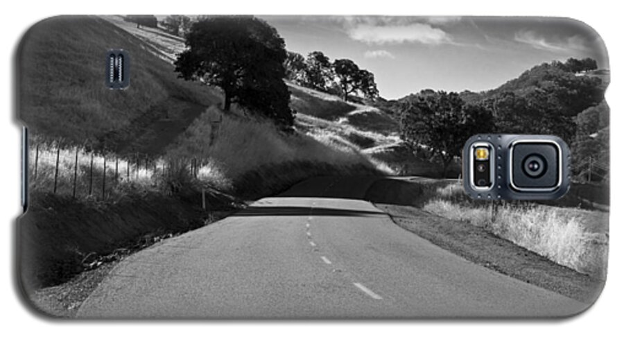 Road Galaxy S5 Case featuring the photograph Freedom Road by Brad Hodges