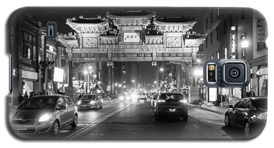 District Of Columbia Galaxy S5 Case featuring the photograph Gateway to Chinatown by SR Green