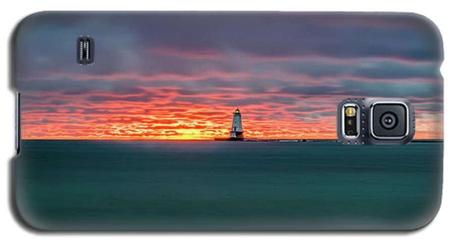 Ludington Mi Galaxy S5 Case featuring the photograph Glowing Sunset on Lake With Lighthouse by Lester Plank