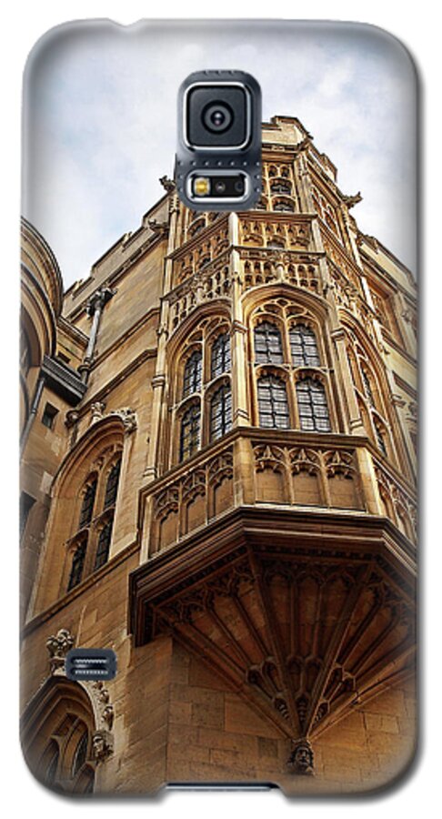 Conville And Caius College Library Galaxy S5 Case featuring the photograph Gonville And Caius College Library Cambridge by Gill Billington