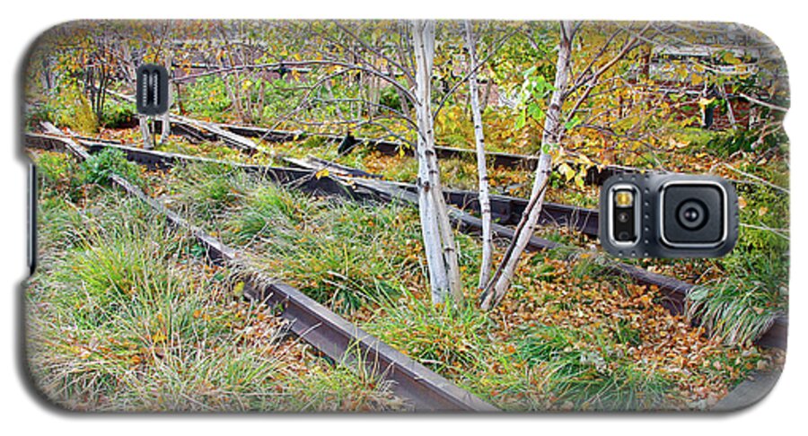 The High Line Galaxy S5 Case featuring the photograph High Line Print 2 by Terry Wallace