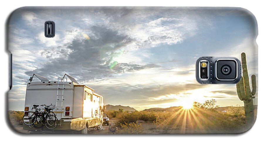 Desert Galaxy S5 Case featuring the photograph Home in the Desert by Margaret Pitcher