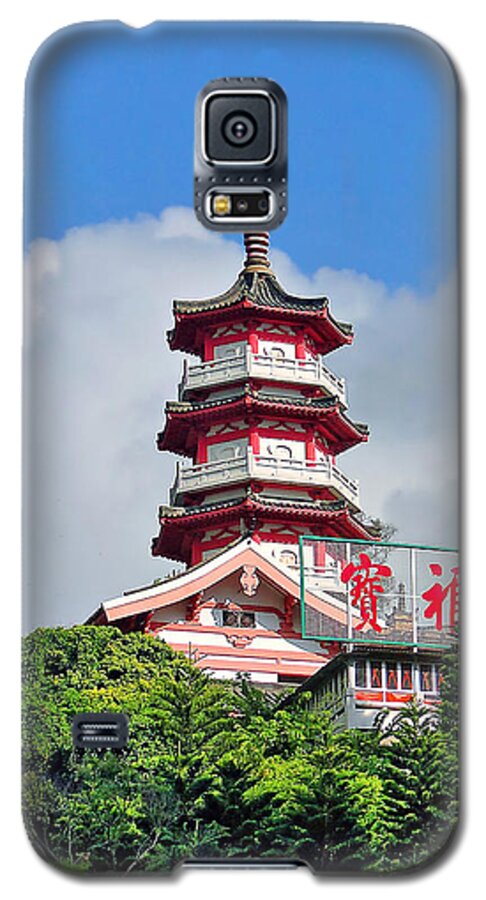 Sha Tin Galaxy S5 Case featuring the photograph Hong Kong Icon by Blair Wainman