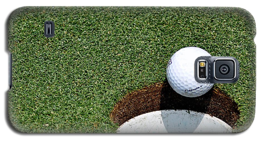 Golf Galaxy S5 Case featuring the photograph It's In The Hole by Shawn Wood
