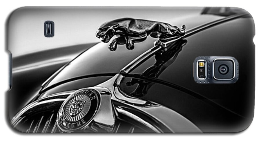 Hood Ornament Galaxy S5 Case featuring the digital art Jaguar Mascot by Douglas Pittman