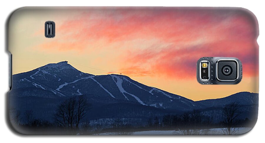 Winter Galaxy S5 Case featuring the photograph Jay Peak Winter Twilight by Alan L Graham