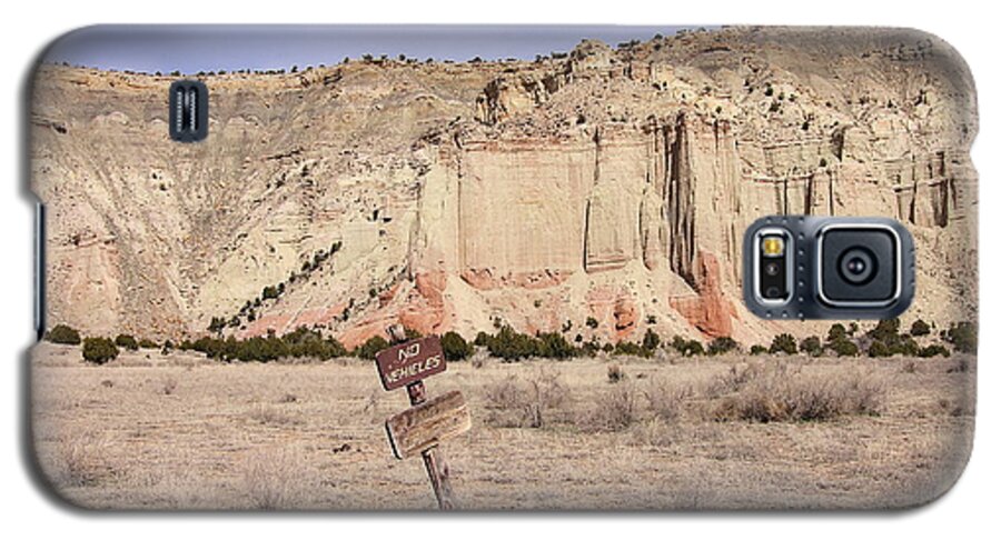 Utah Galaxy S5 Case featuring the photograph Kodachrome Flat Chimney rock by Viktor Savchenko