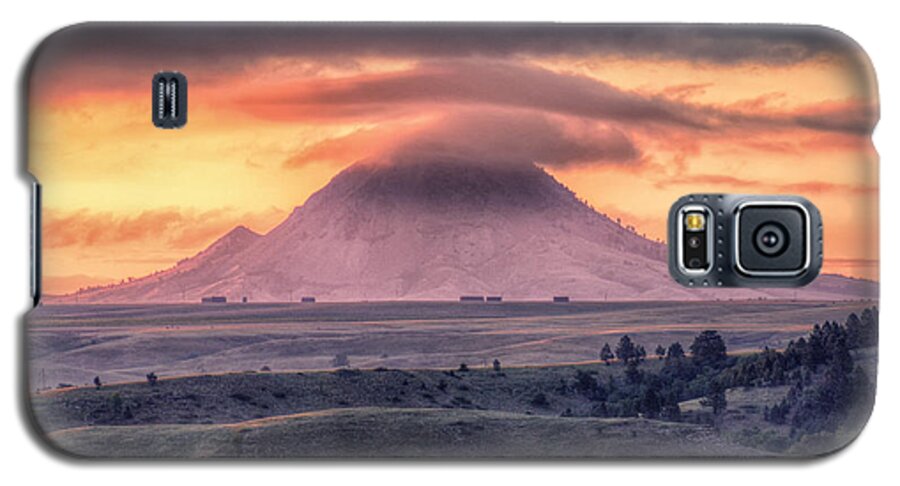 Landscape Galaxy S5 Case featuring the photograph Lenticular by Fiskr Larsen
