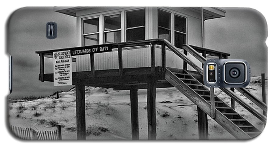Paul Ward Galaxy S5 Case featuring the photograph Lifeguard Station 2 in black and white by Paul Ward