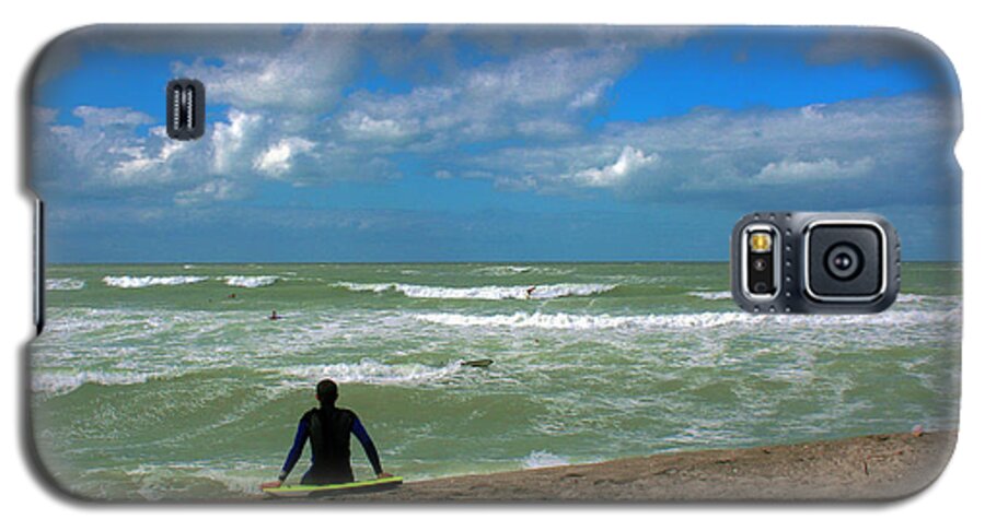 Photo For Sale Galaxy S5 Case featuring the photograph Lonely Surfer by Robert Wilder Jr