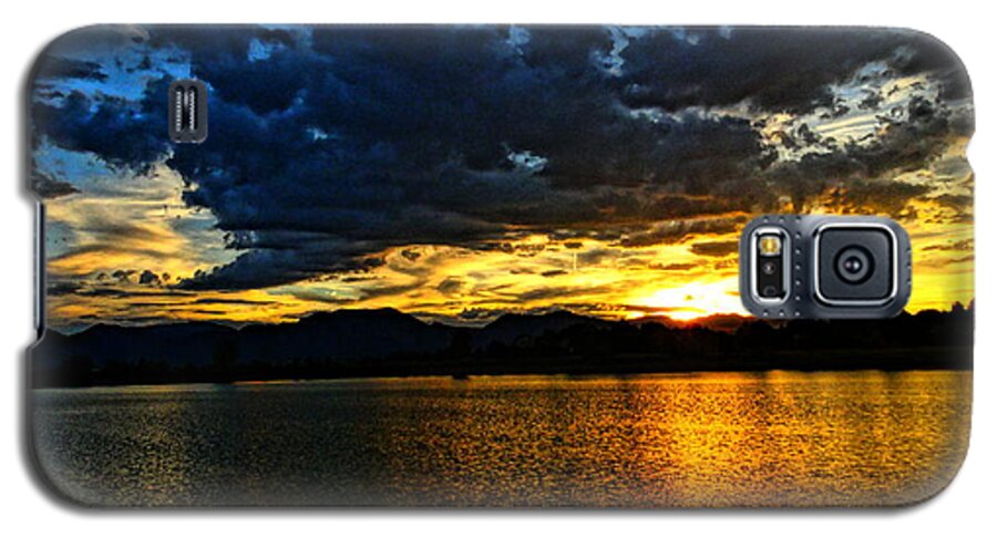 Colorado Mountain Sunset Galaxy S5 Case featuring the photograph Love Lake by Eric Dee