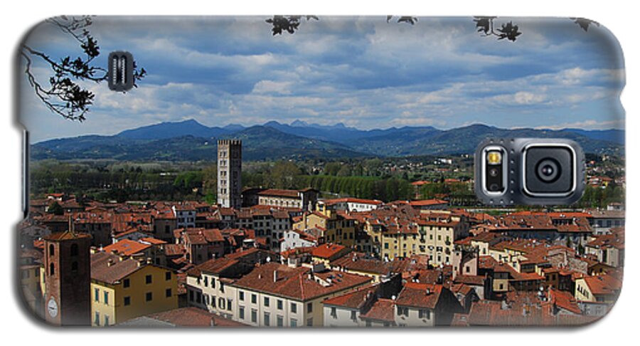 Lucca Galaxy S5 Case featuring the photograph Lucca - Italy - from the top by Carlos Alkmin