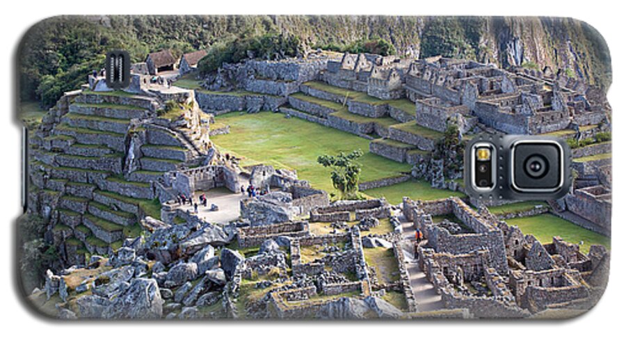 Machu Picchu Galaxy S5 Case featuring the photograph Machu Picchu Inca Ruins by Aivar Mikko