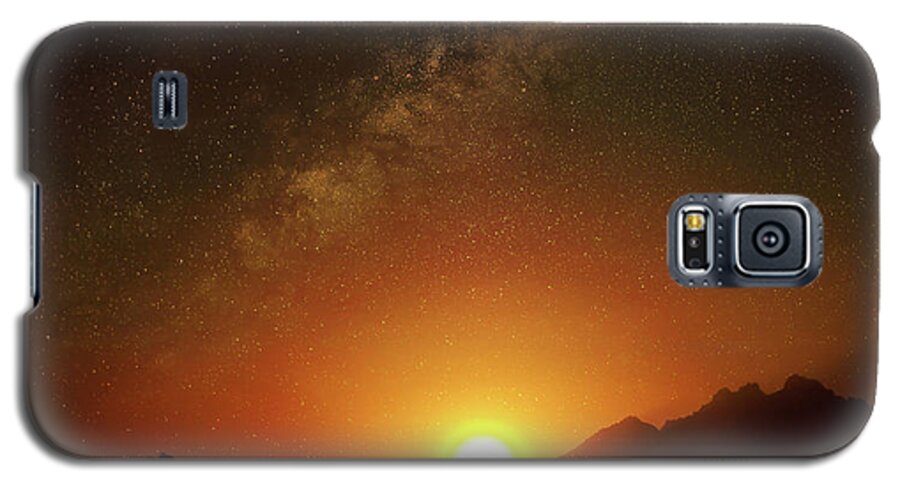 Sunset Galaxy S5 Case featuring the photograph Magical Milkyway Above The African Mountains by Johanna Hurmerinta