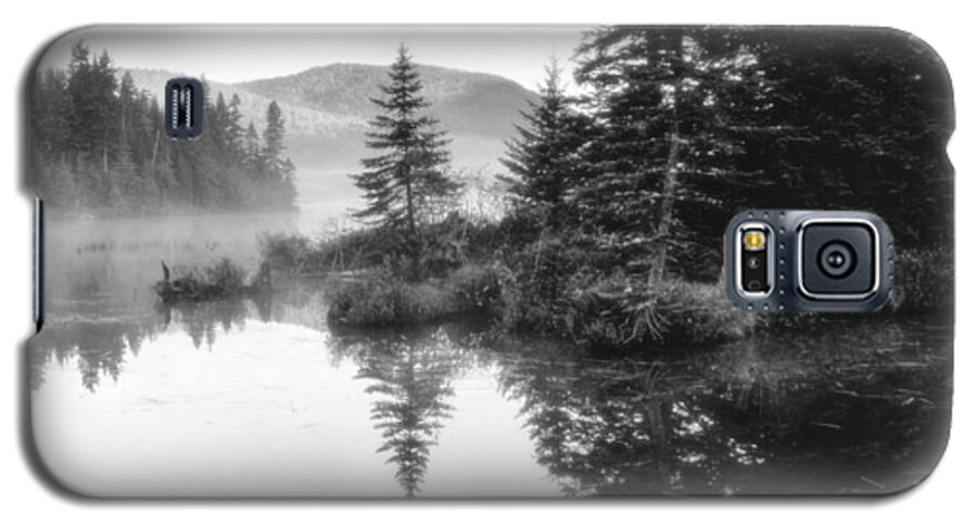Maine Galaxy S5 Case featuring the photograph Maine Solitude by Michael Hubley