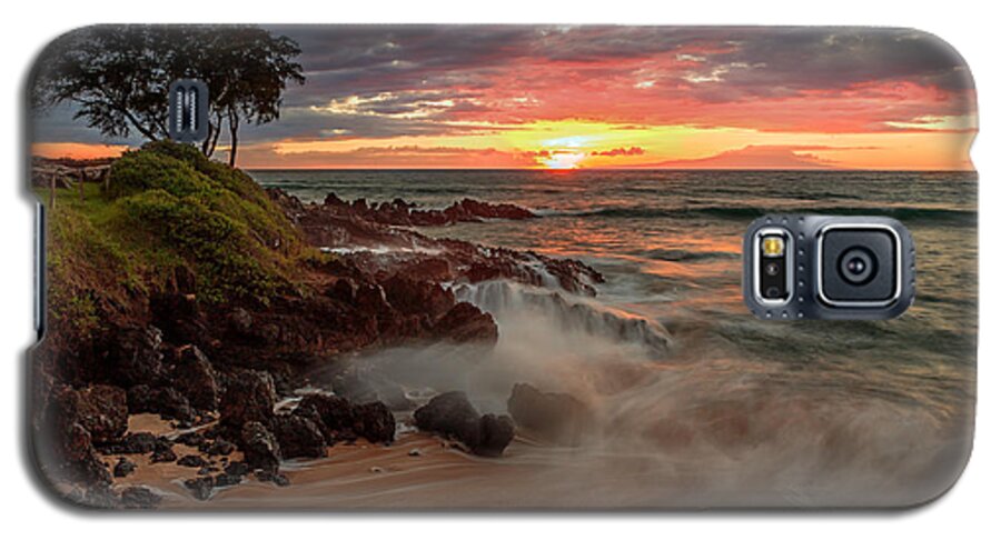 Beach Galaxy S5 Case featuring the photograph Maluaka Beach Sunset by Susan Rissi Tregoning
