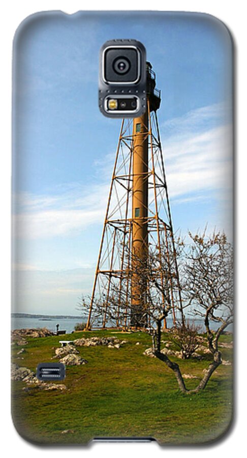 Marblehead Lighthouse Galaxy S5 Case featuring the photograph Marblehead Light by Michelle Constantine