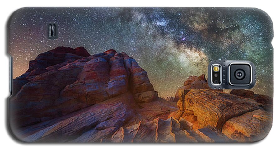 Milky Way Galaxy S5 Case featuring the photograph Martian Landscape by Darren White
