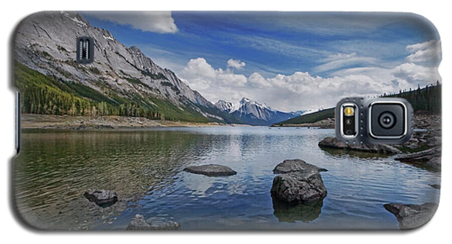 Medicine Lake Galaxy S5 Case featuring the photograph Medicine Lake, Jasper by Dan Jurak
