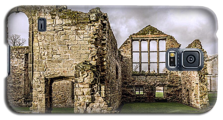 Castle Galaxy S5 Case featuring the photograph Medieval Ruins by Nick Bywater