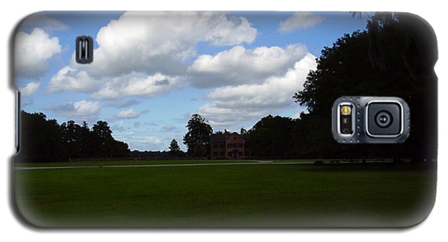 Middleton Place Galaxy S5 Case featuring the photograph Middleton Place by Flavia Westerwelle