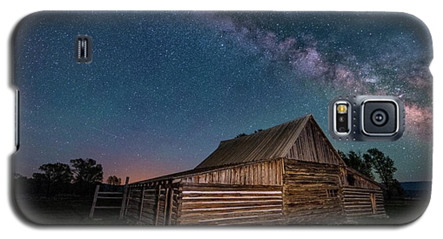Mormon Row Galaxy S5 Case featuring the photograph Milky Way Over Moulton Barn by Michael Ash